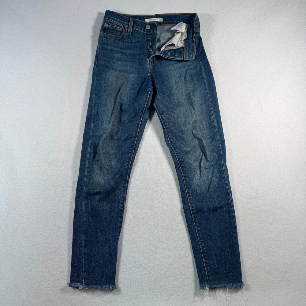 Levis Jeans Womens 26 Blue Wedgie Skinny High Rise Medium Wash Stretch